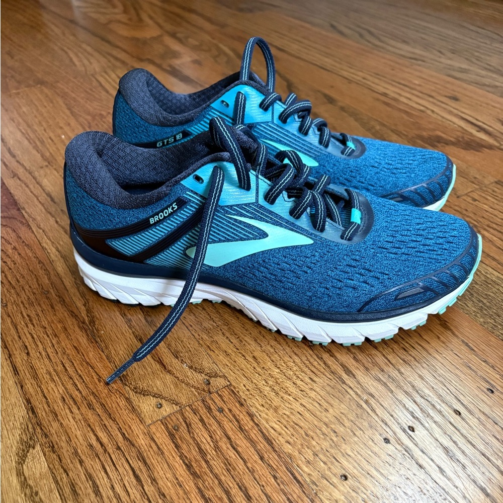 Brooks Adrenaline 18 Sneakers